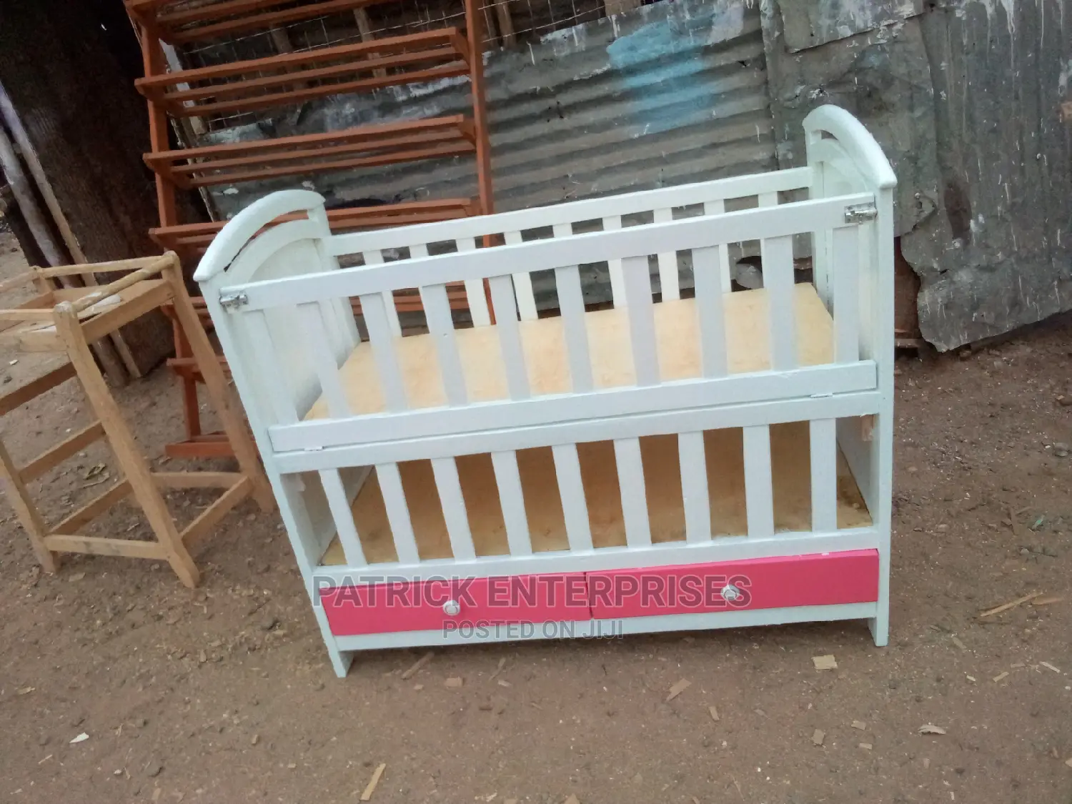 Morden Baby Cot 4 by 2 Fitts