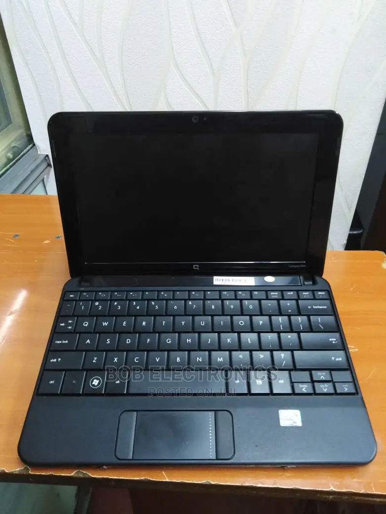 Laptop HP Mini 311 4GB Intel Xeon HDD 320GB
