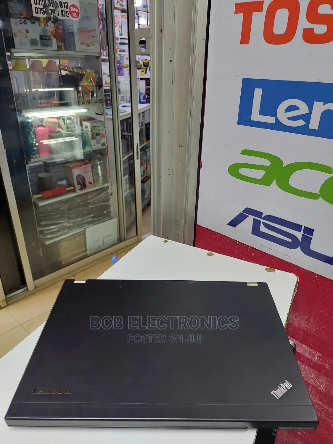 Laptop HP Mini 311 4GB Intel Xeon HDD 320GB