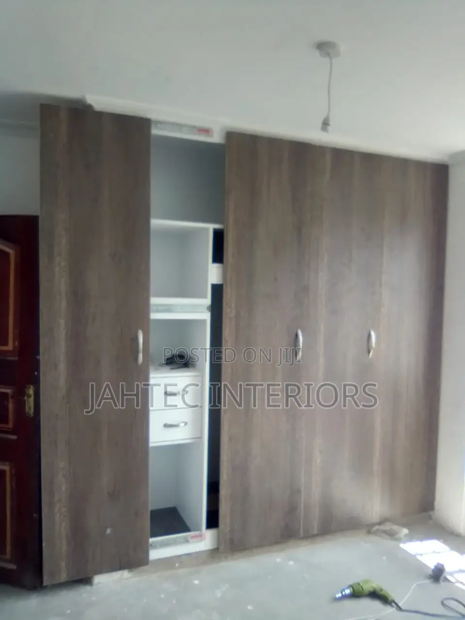 Kitchen Cabinet Wardrobes