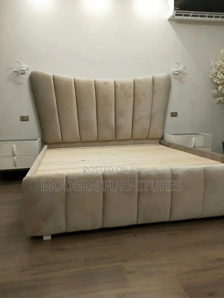 5/6 Fabric Bed