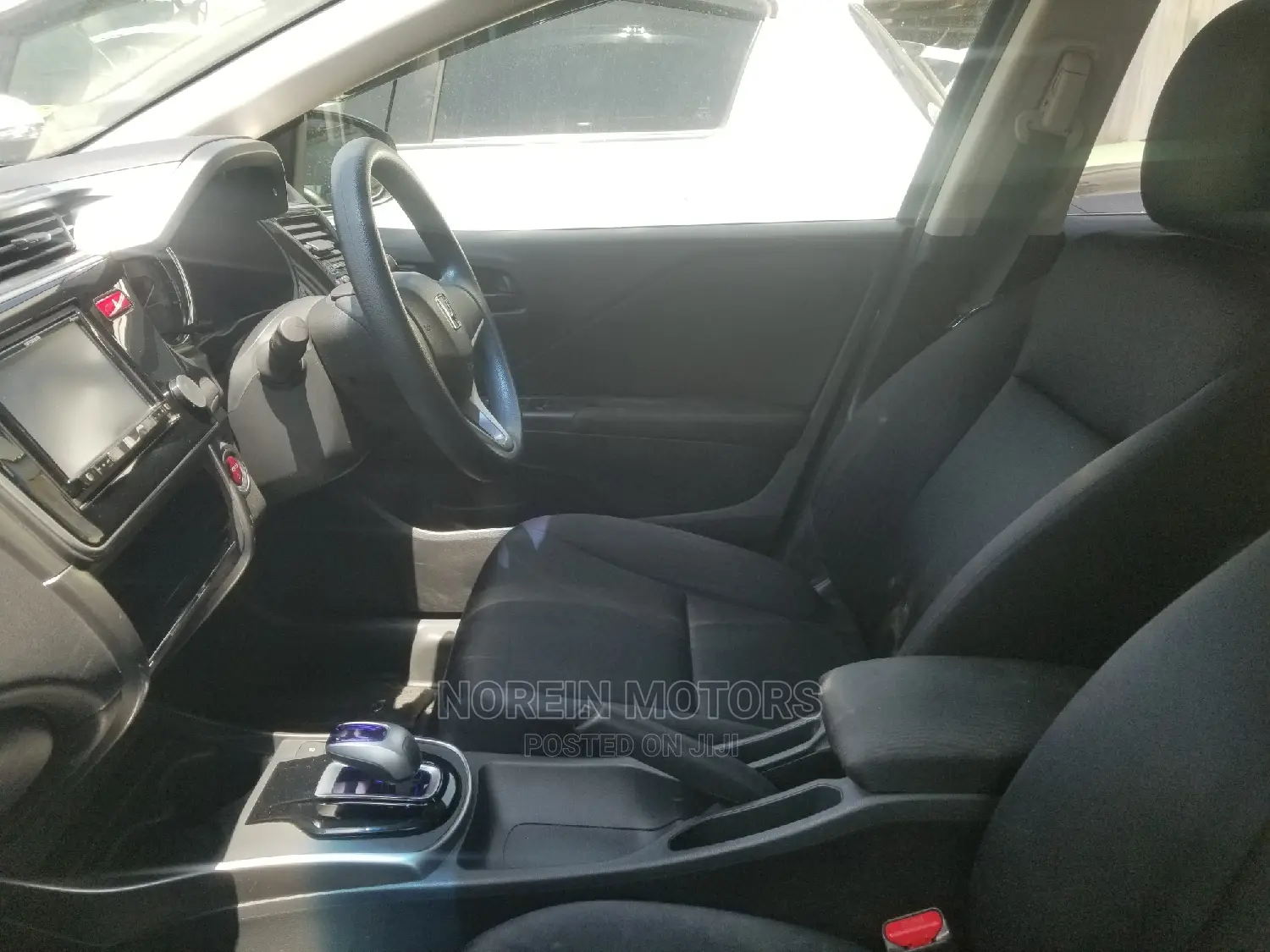 Honda Grace 2015 Silver