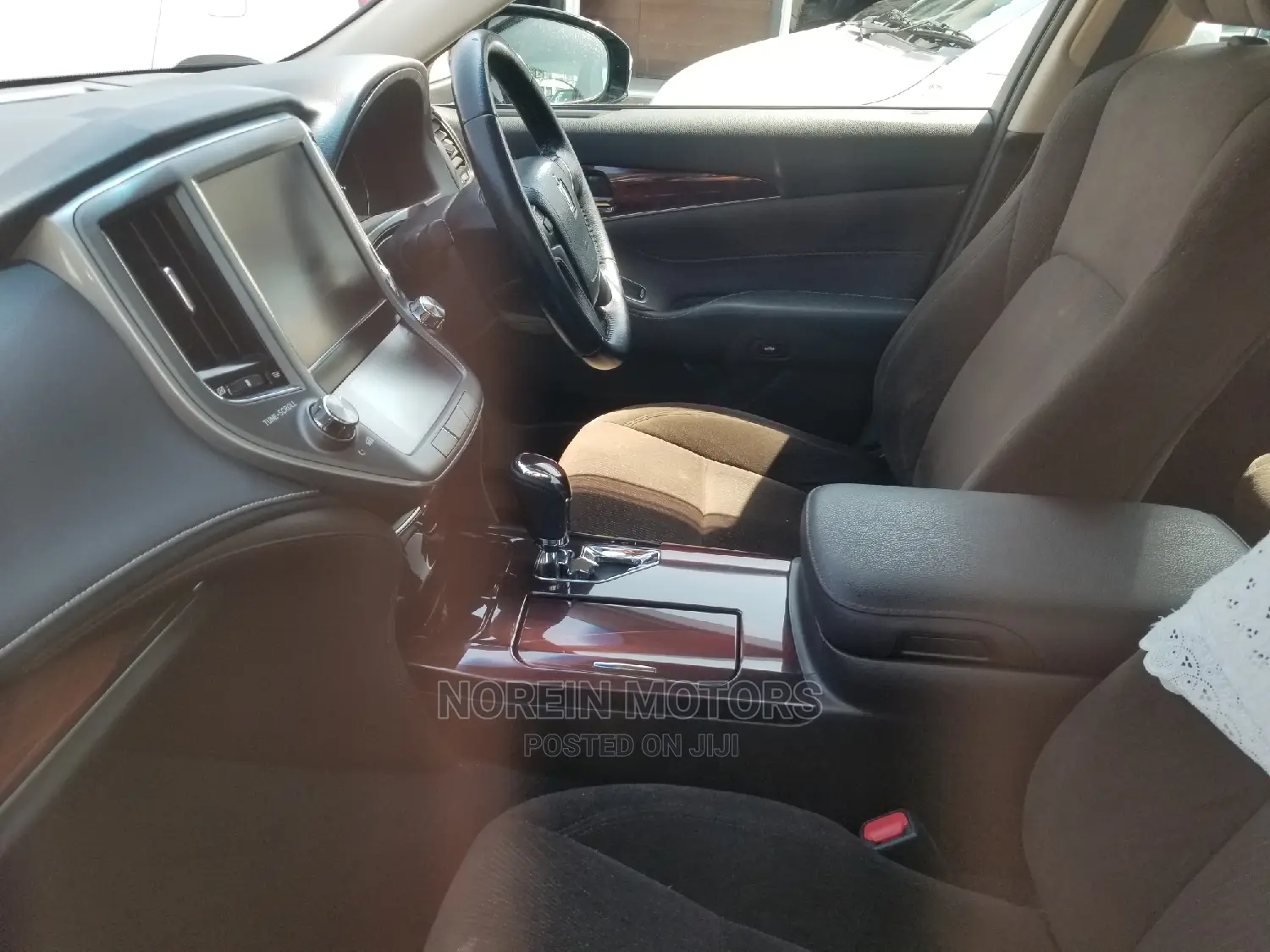 Toyota Crown 2014 Blue