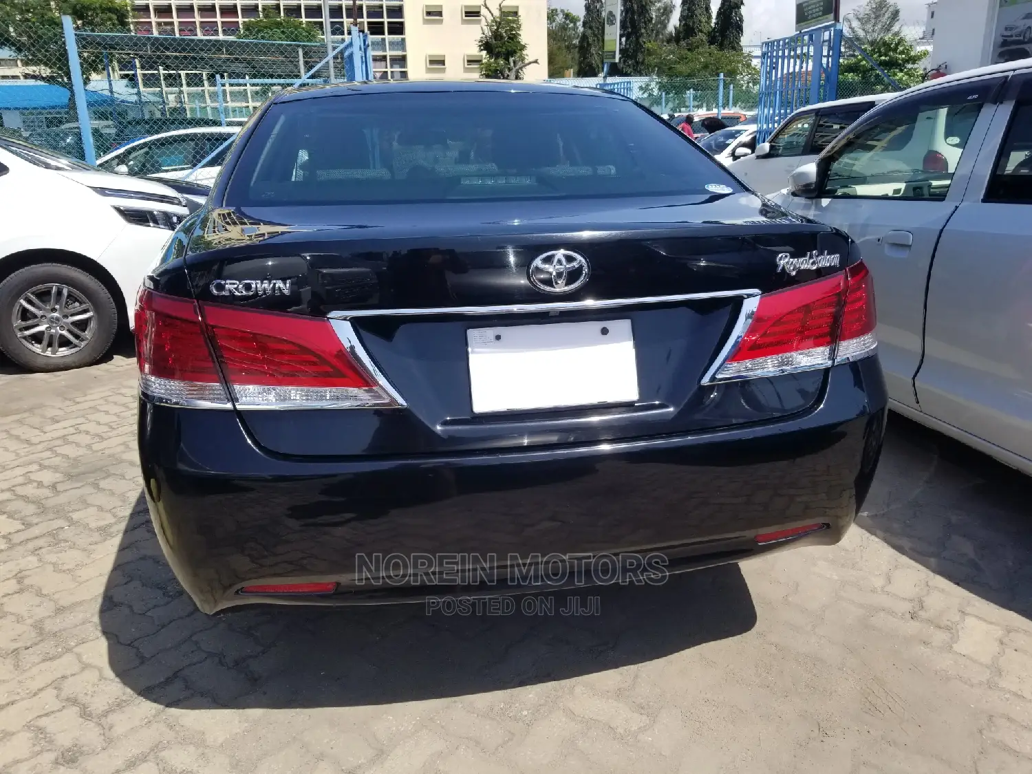 Toyota Crown 2014 Blue