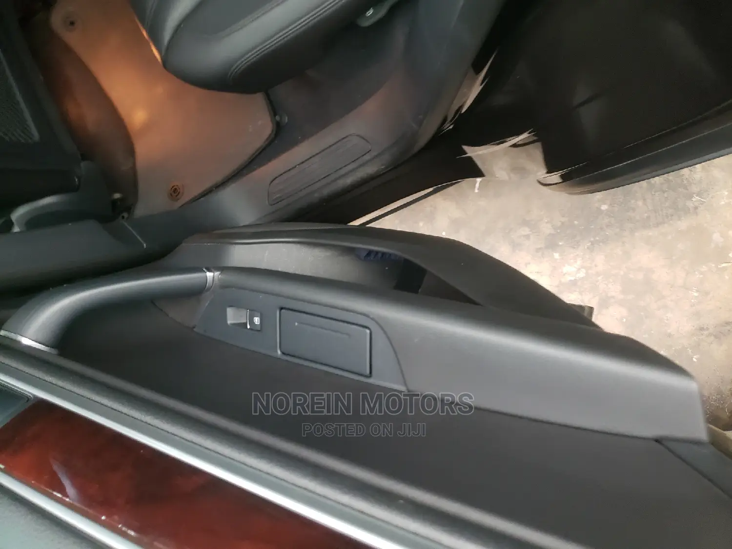 Volkswagen Touareg 2016 Brown