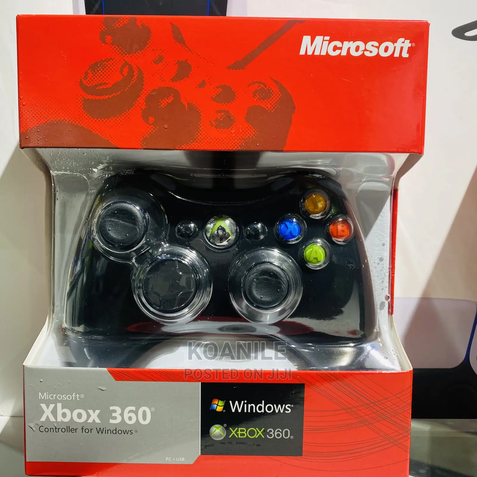 Microsoft XBOX 360 Controller.