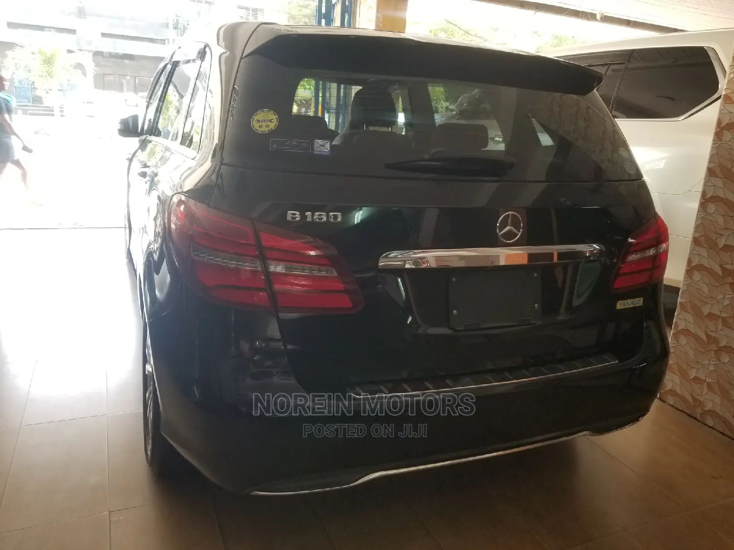 Mercedes-Benz B-Class 2015 Black