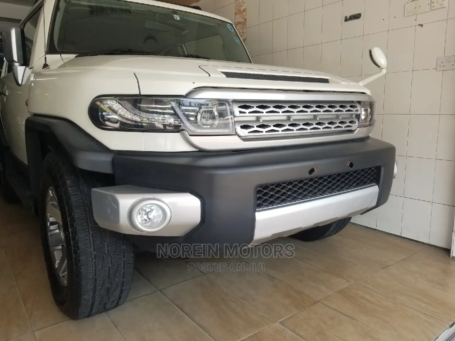 Toyota FJ Cruiser 2015 Off White