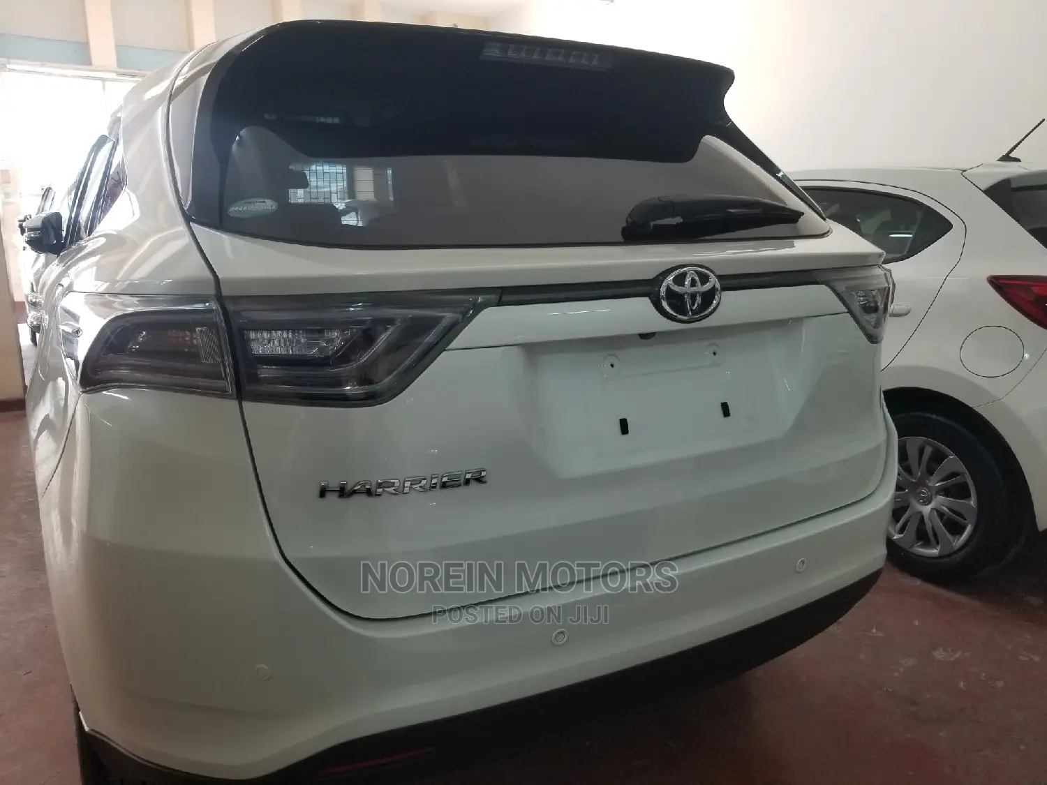 Toyota Harrier 2014 White
