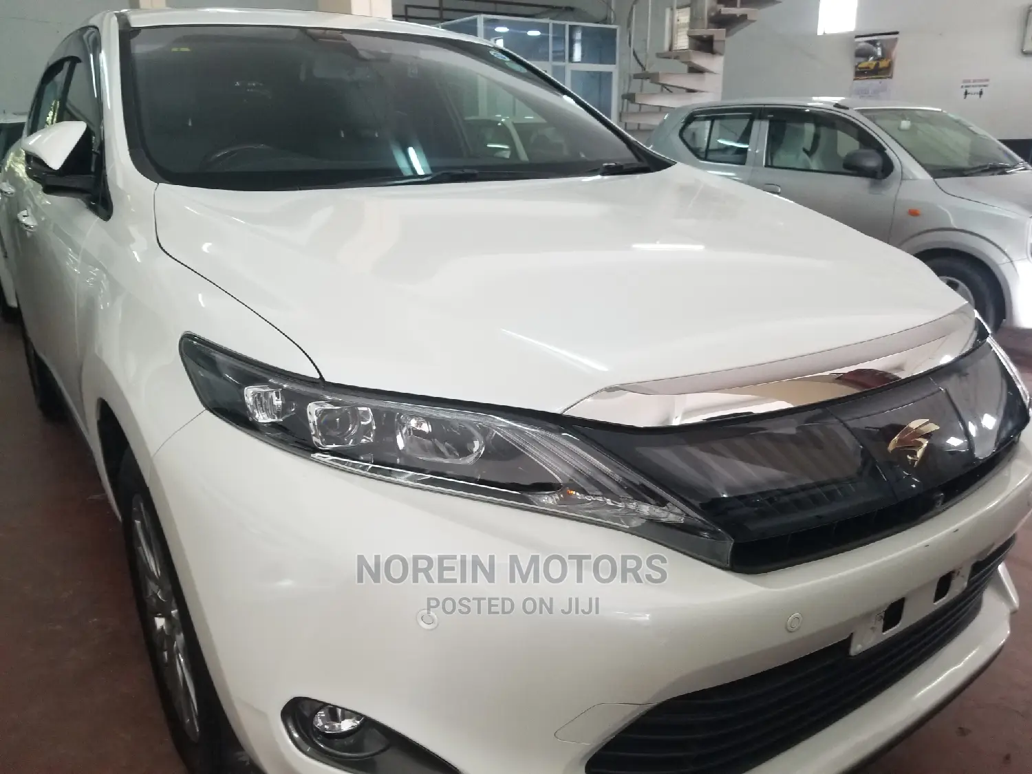 Toyota Harrier 2014 White