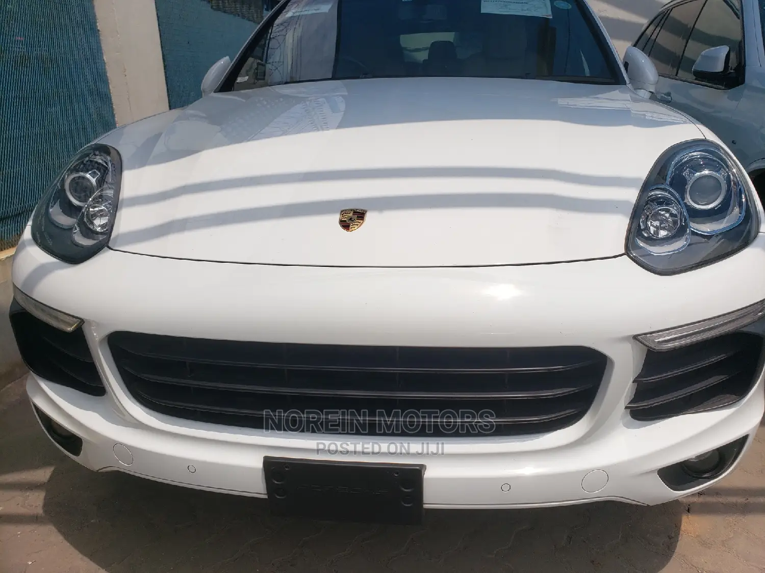 Porsche Cayenne 2017 White