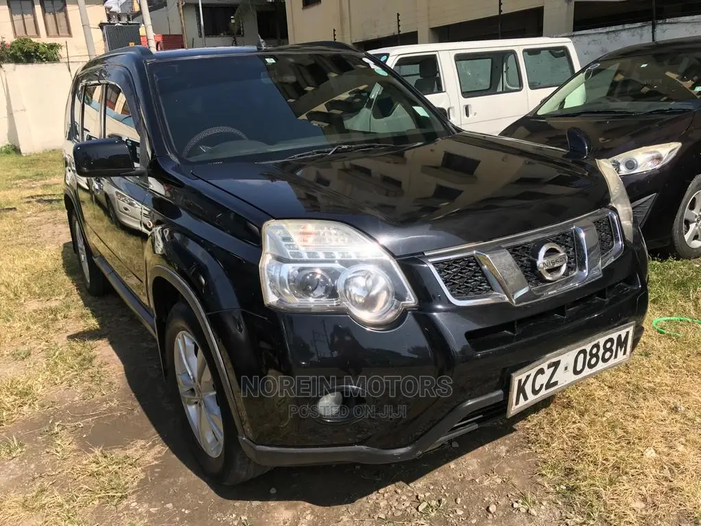 Nissan X-Trail 2012 Black