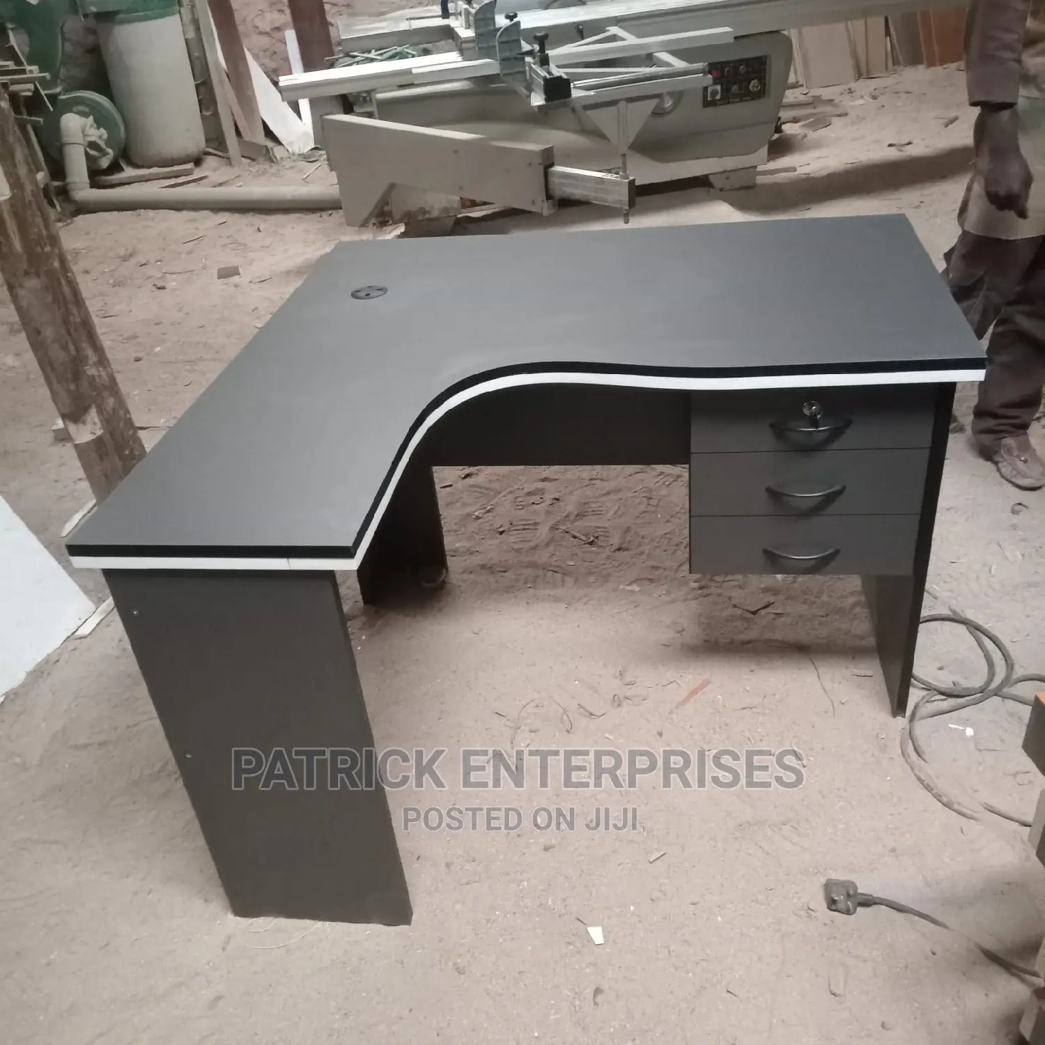 Semi Executive Director Office Lshaped Desk 4 by 4 Fitts