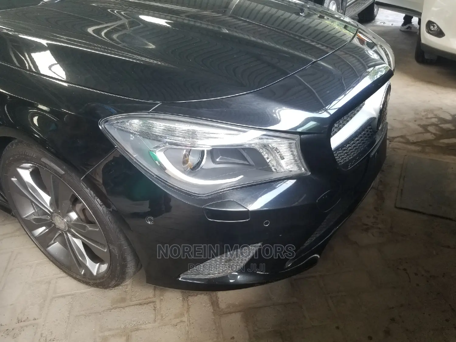 Mercedes-Benz C180 2015 Black