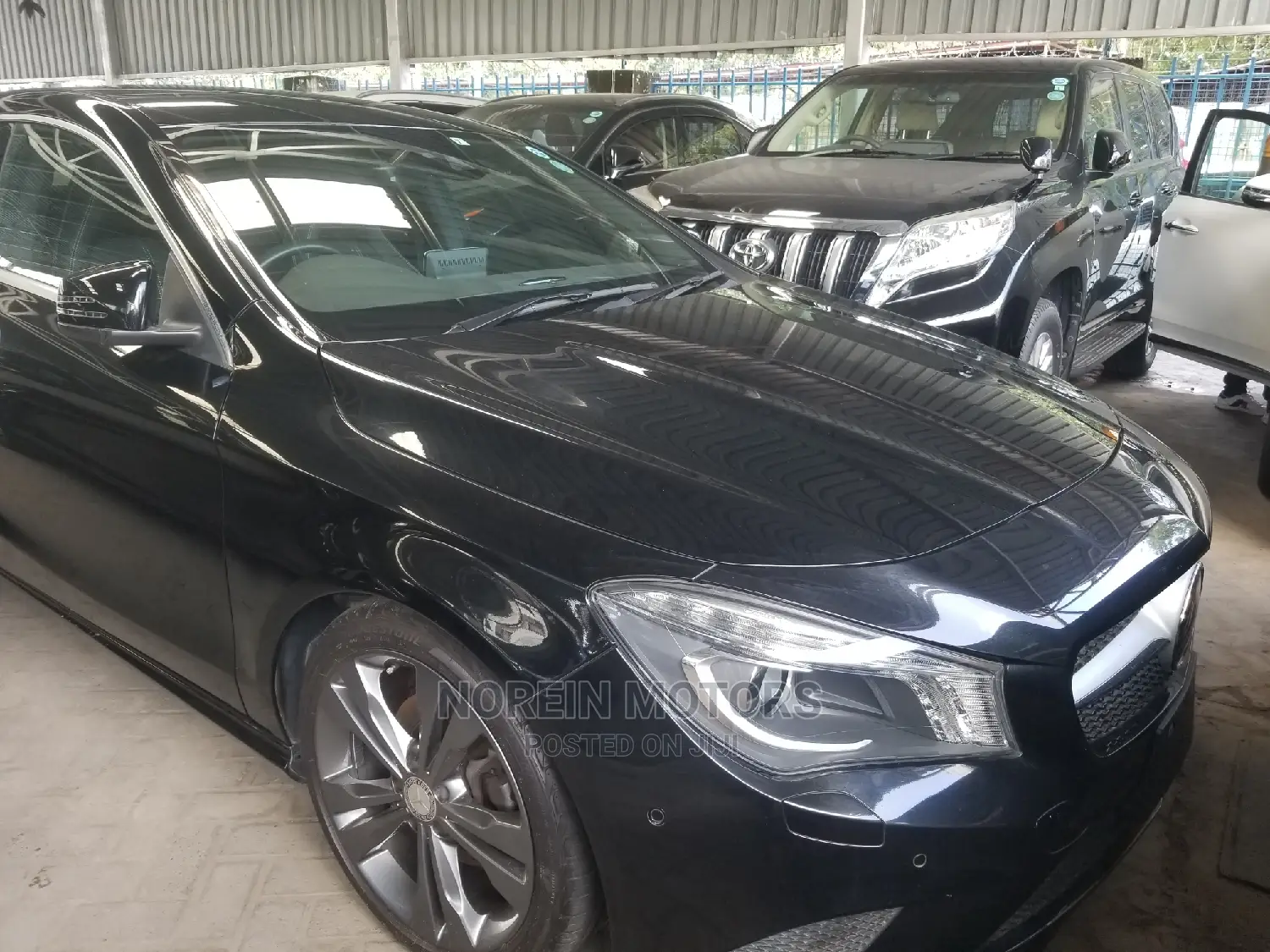 Mercedes-Benz C180 2015 Black