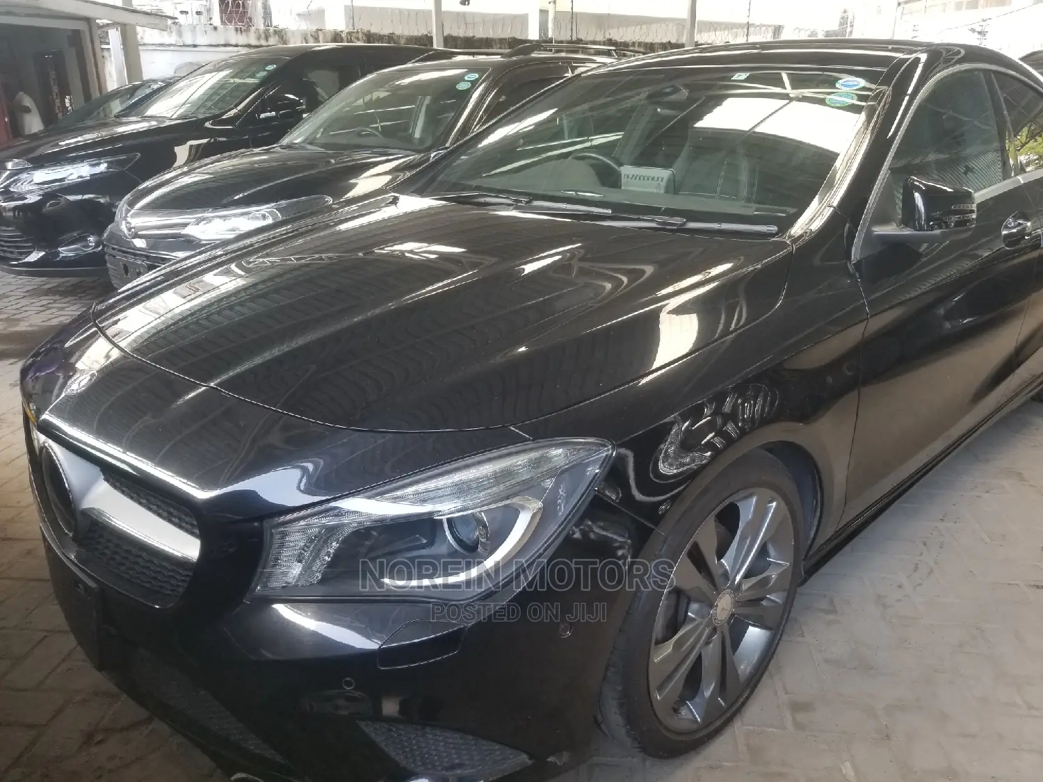 Mercedes-Benz C180 2015 Black