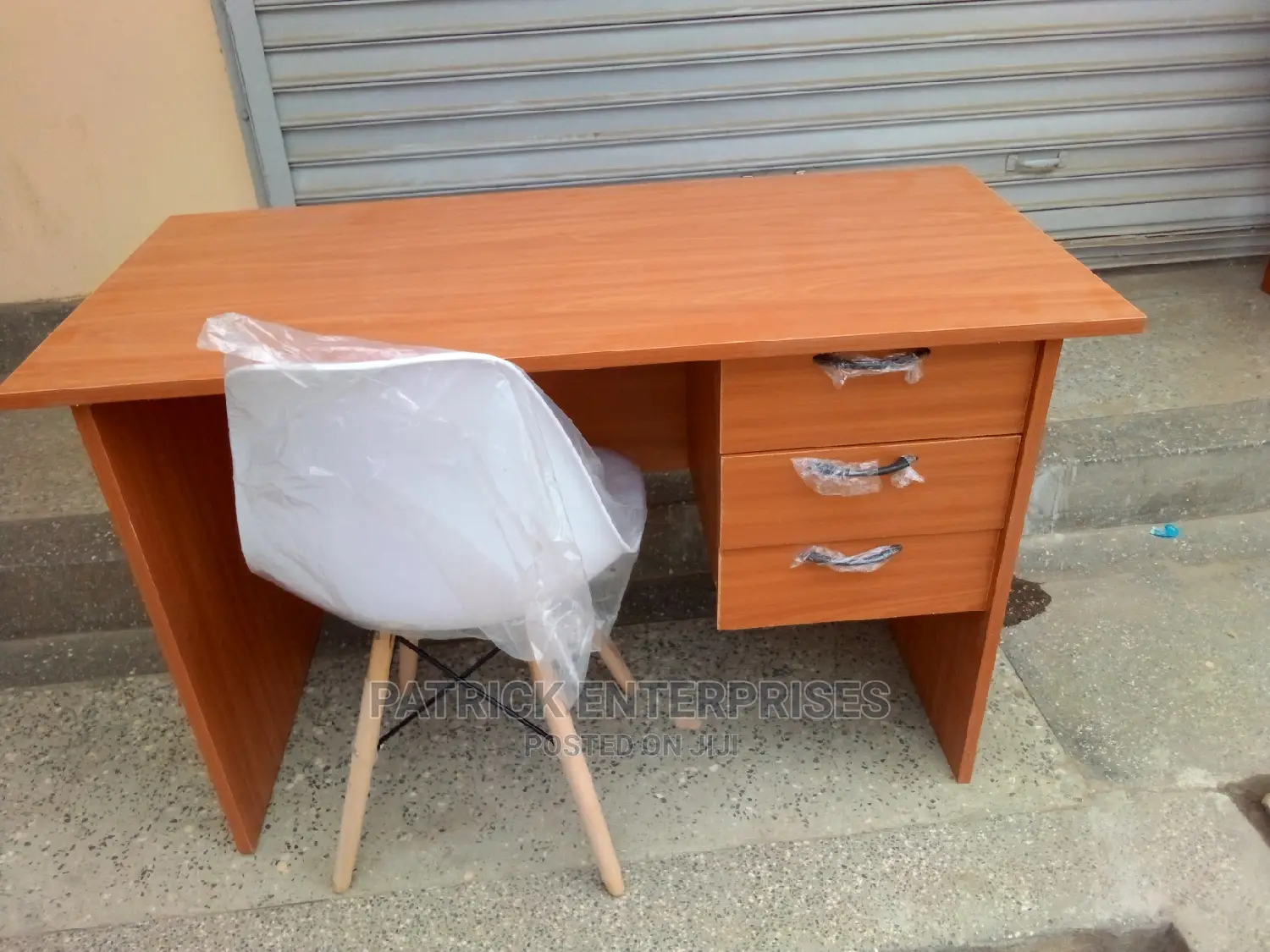 1.2 Mtrs Office Desk Cherry Plus Imported White Eames Chair