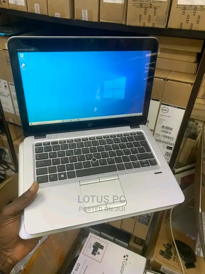 Laptop HP EliteBook 820 G3 8GB Intel Core I7 SSD 256GB