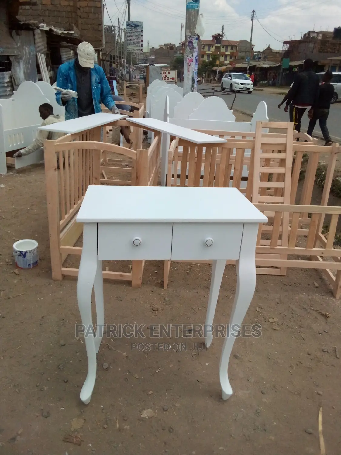 Morden Console Table