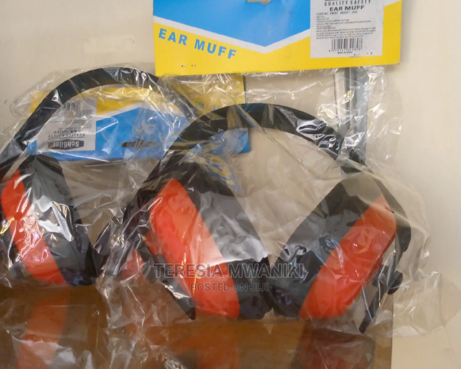 Ear Muffs For Protectioning Ears