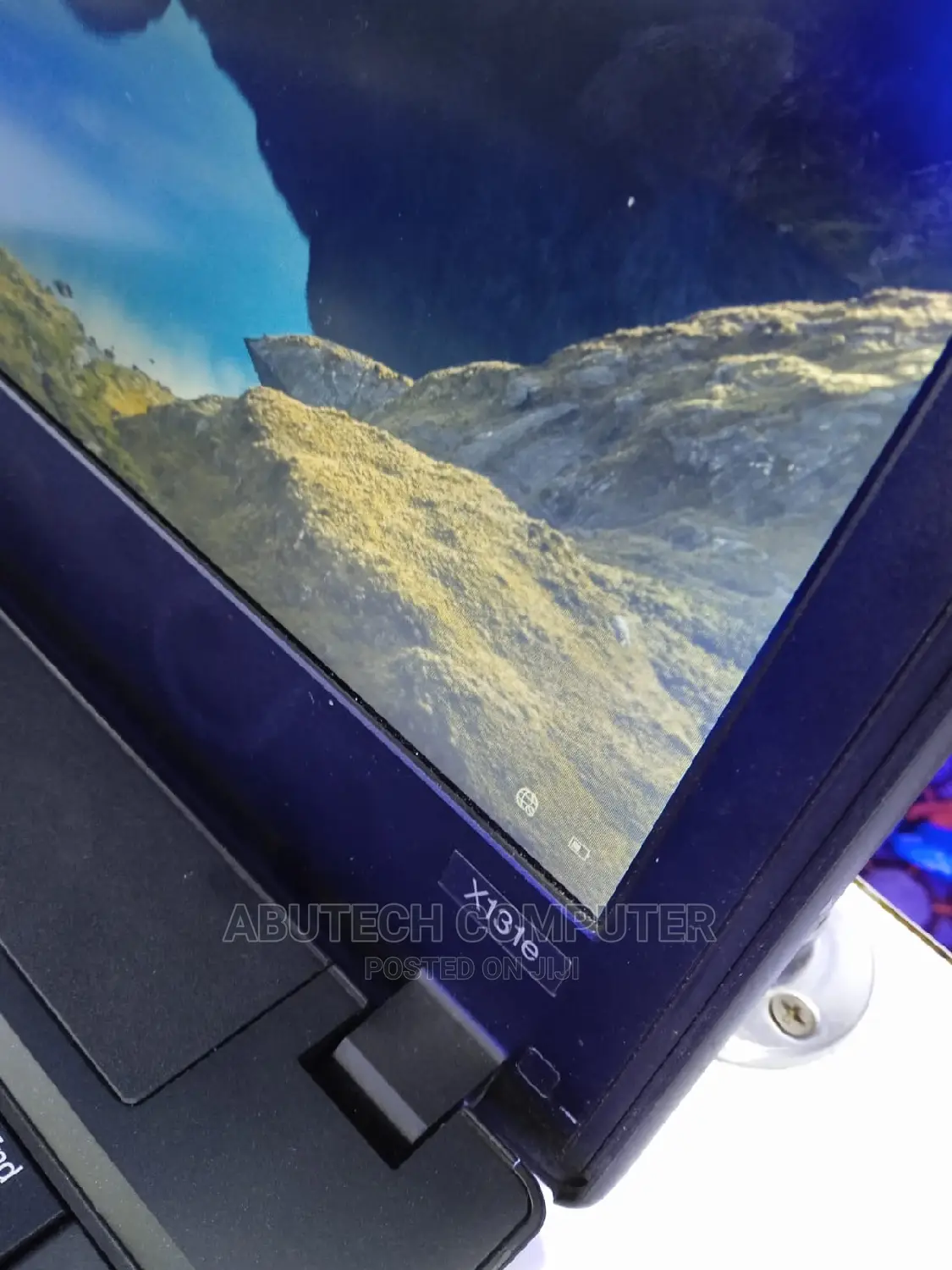 Laptop Lenovo ThinkPad X131e 4GB Intel Pentium HDD 320GB