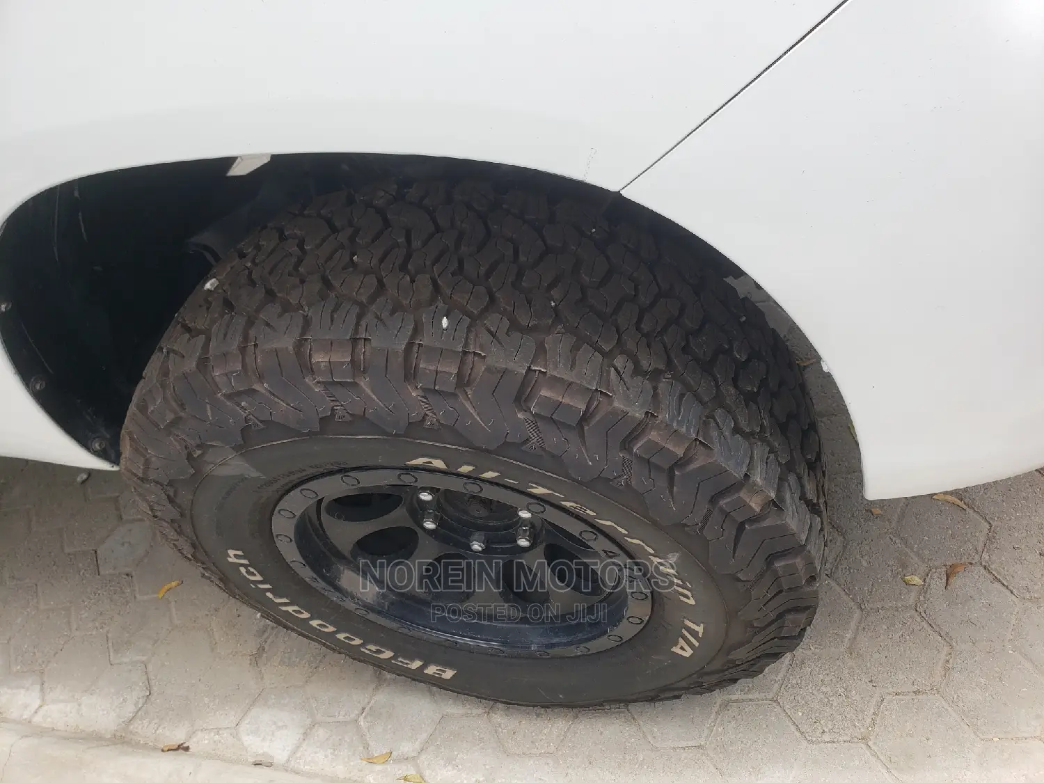 Toyota Hilux 2015 White