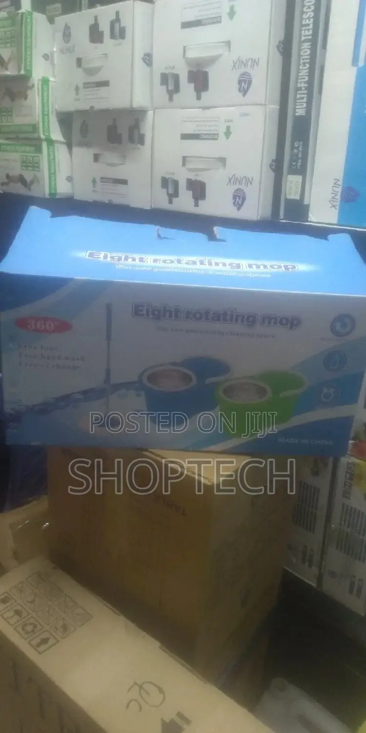 Eight Rotating Mop