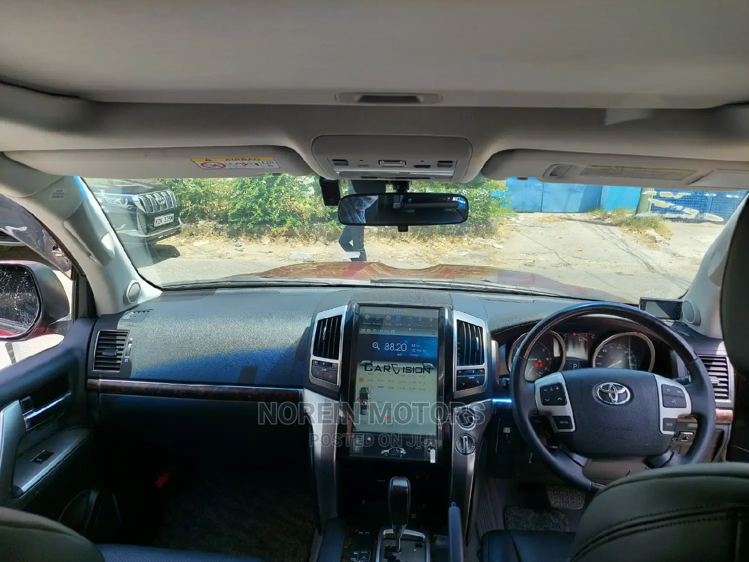 Toyota Land Cruiser 2016 Red