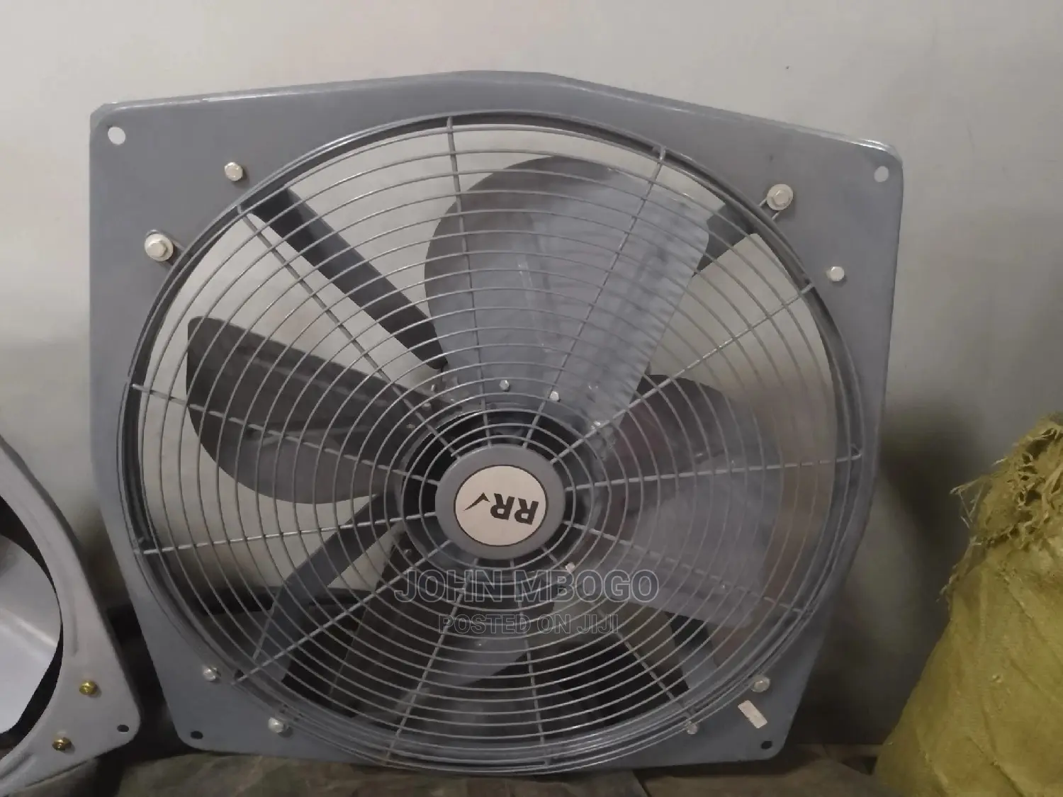 Rr Exhaust Fan