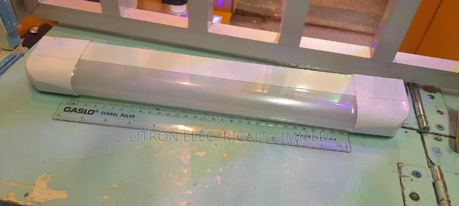 Mirror Light/ Shaverlight