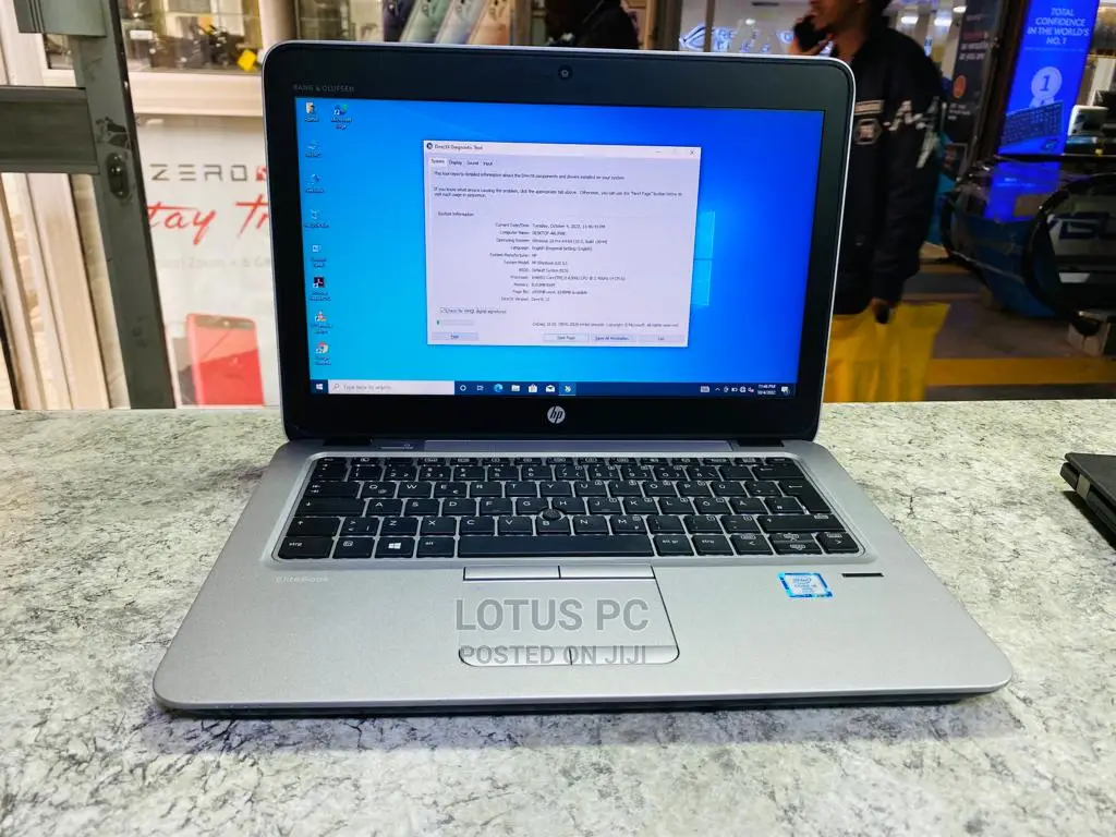 Laptop HP EliteBook 820 G3 8GB Intel Core I5 HDD 500GB