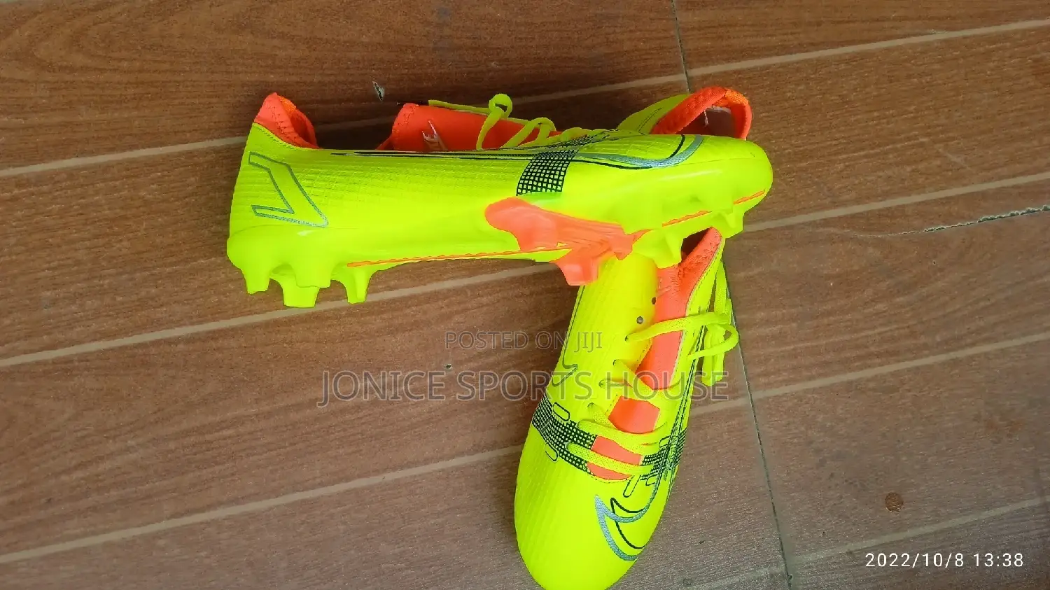 Mercurial Sport Shoes