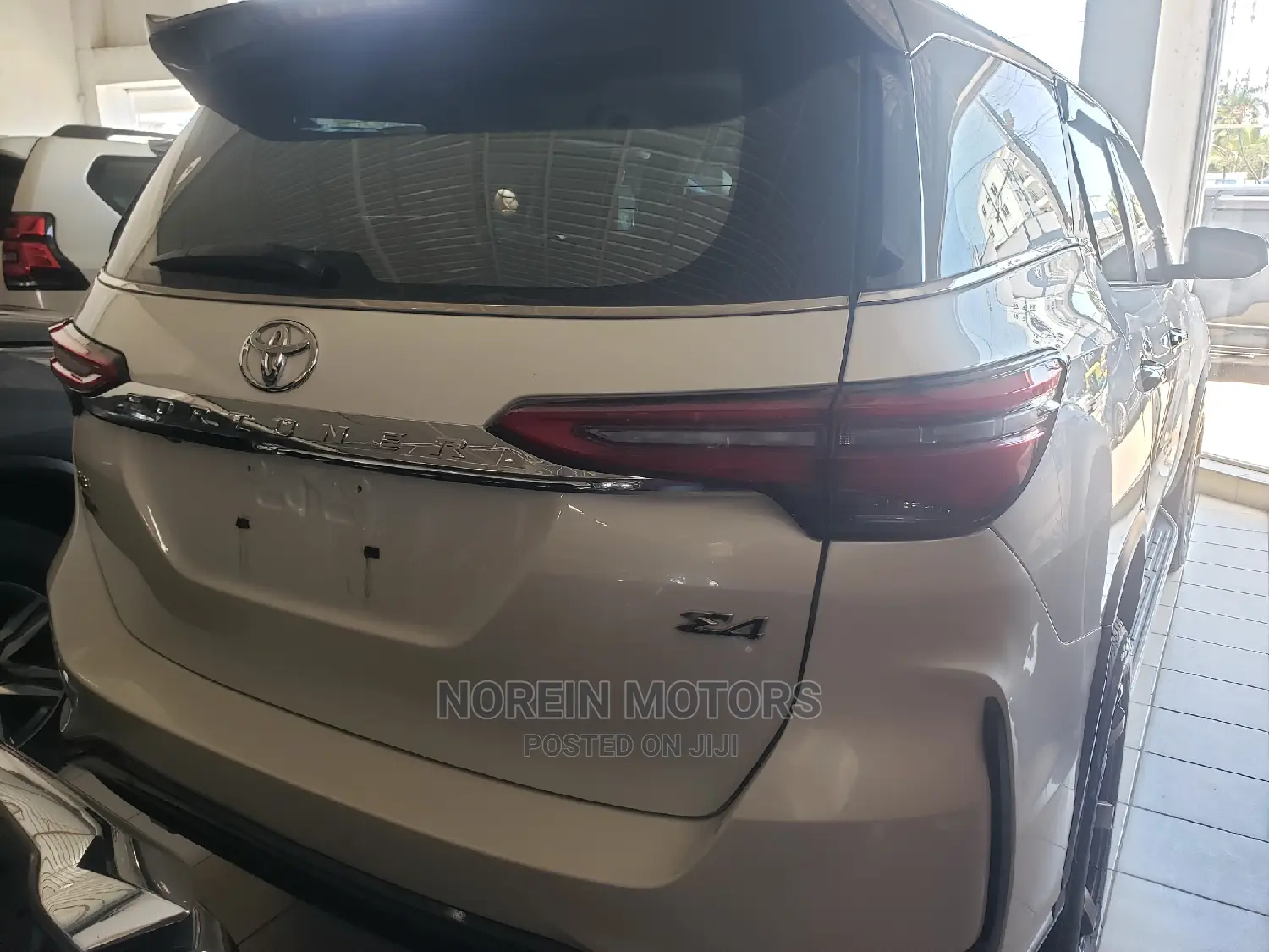 Toyota Fortuner 2016 White