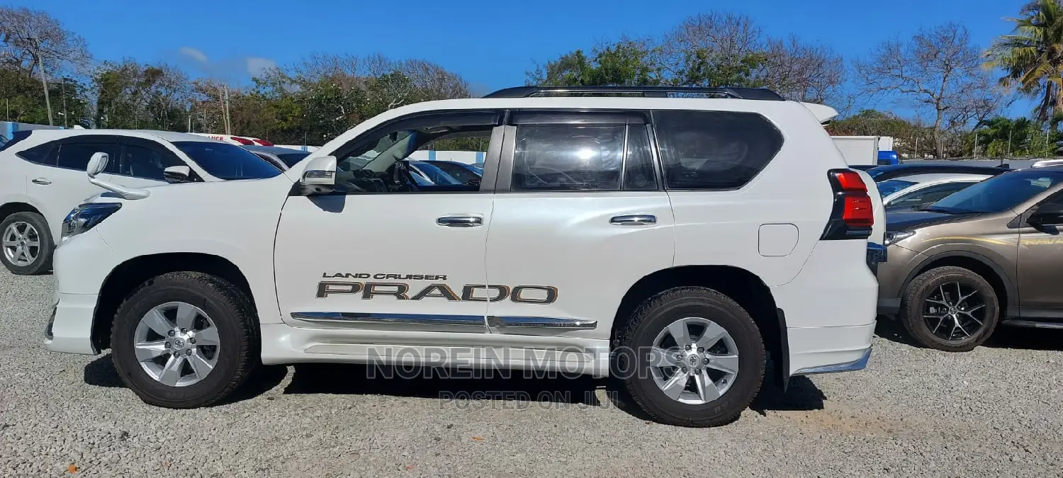 Toyota Land Cruiser Prado 2016 White