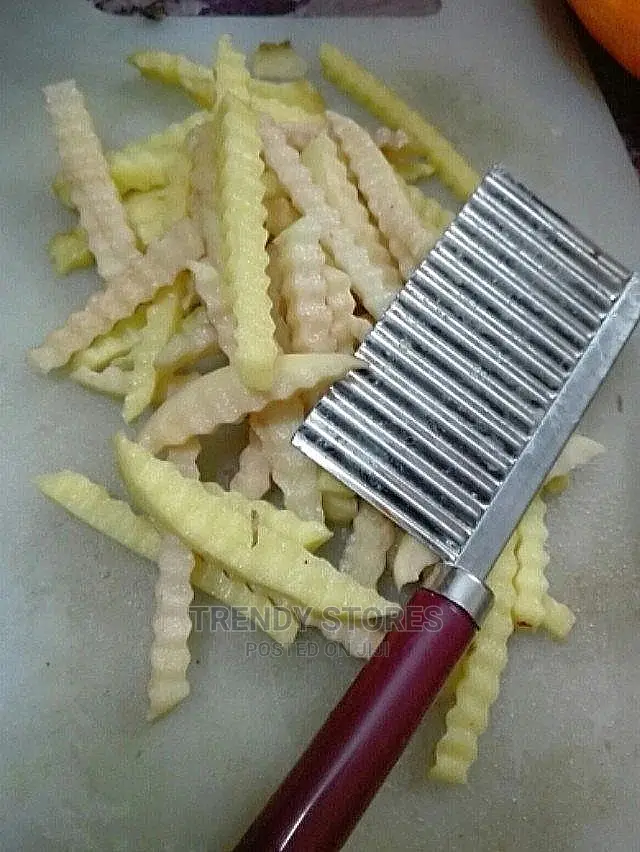 Crinckle Wavy Knife