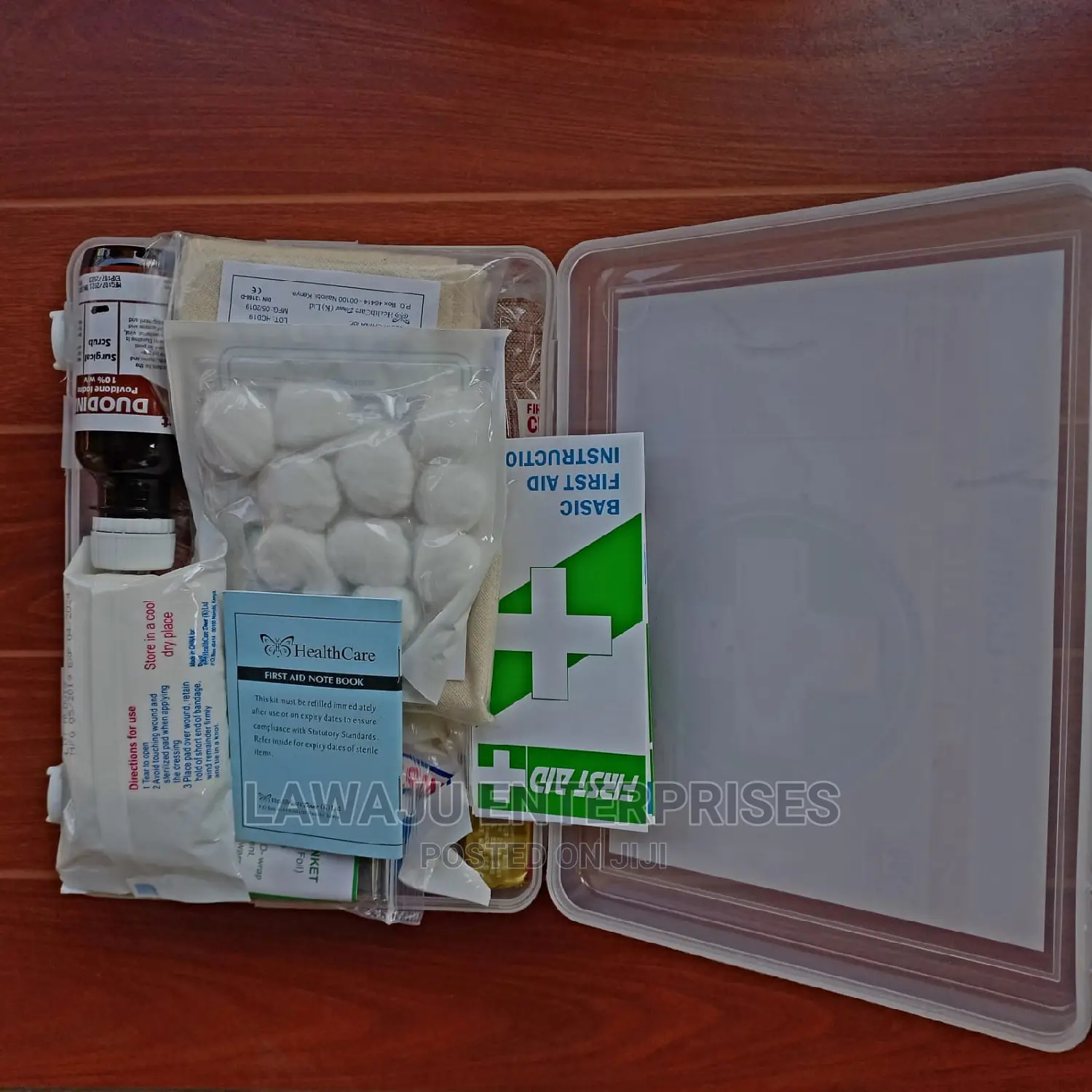 First Aid Kit - 25 Essential Items