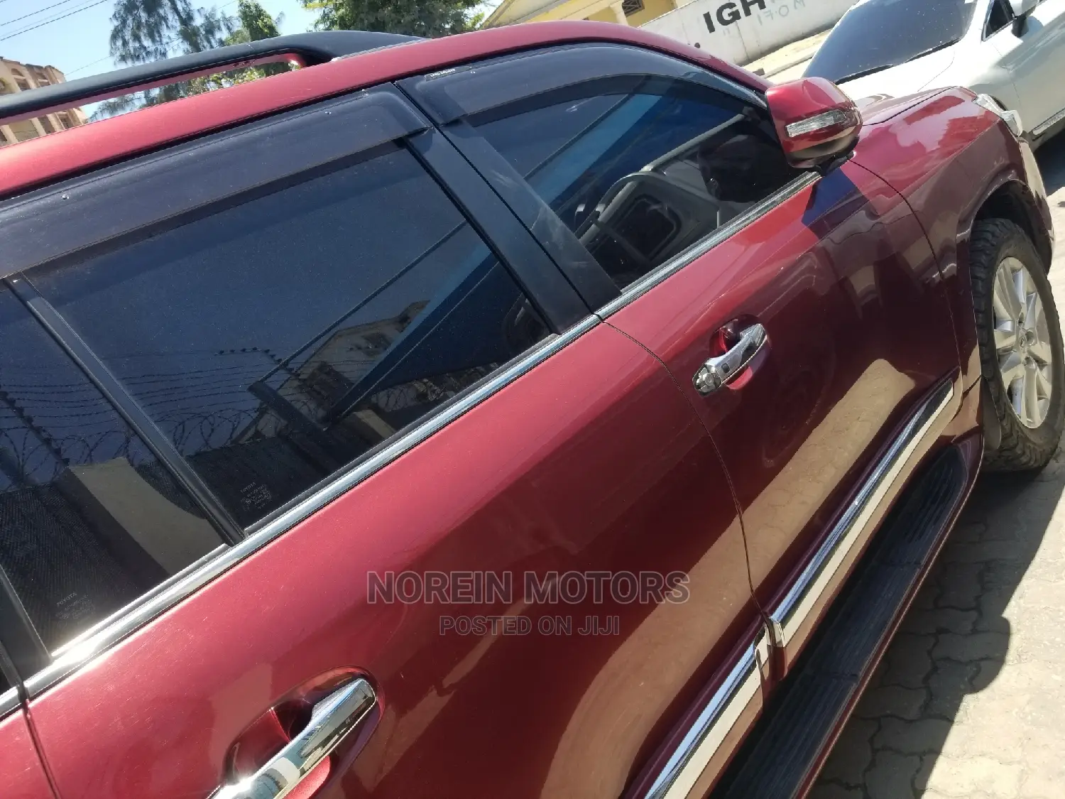 Toyota Land Cruiser 2016 Red