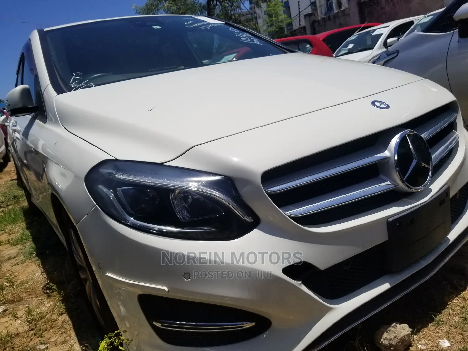 Mercedes-Benz B-Class 2015 Silver
