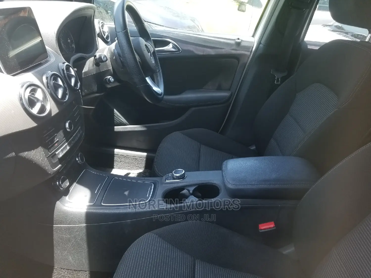 Mercedes-Benz B-Class 2015 Silver
