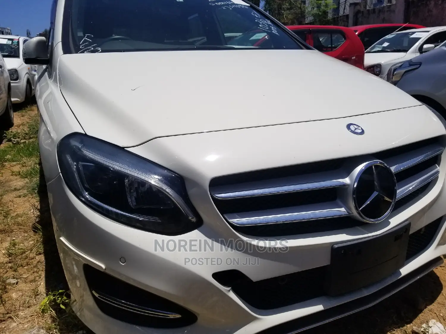 Mercedes-Benz B-Class 2015 Silver