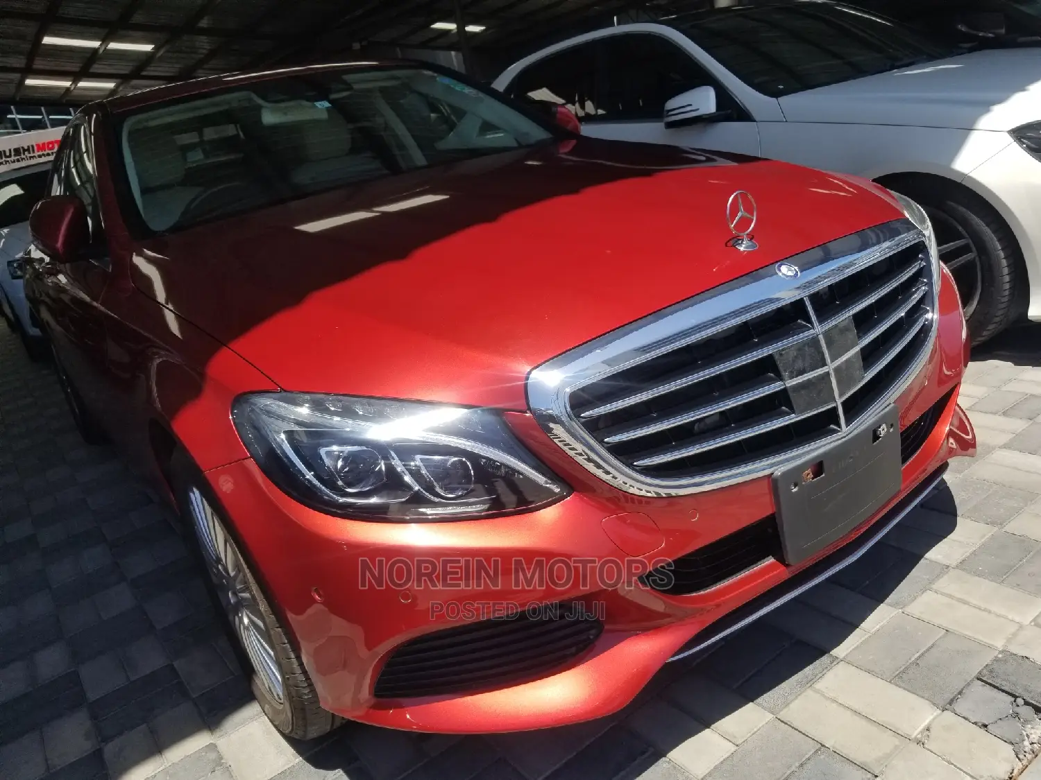 Mercedes-Benz C200 2016 Red