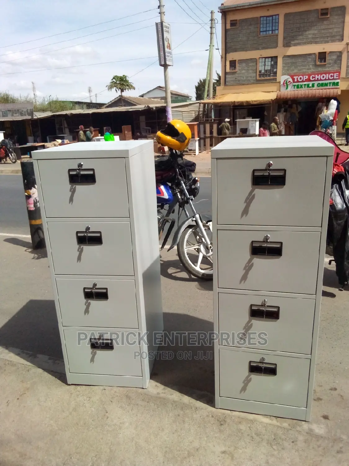 Morden Metallic Filling Cabinet 4 Drawers