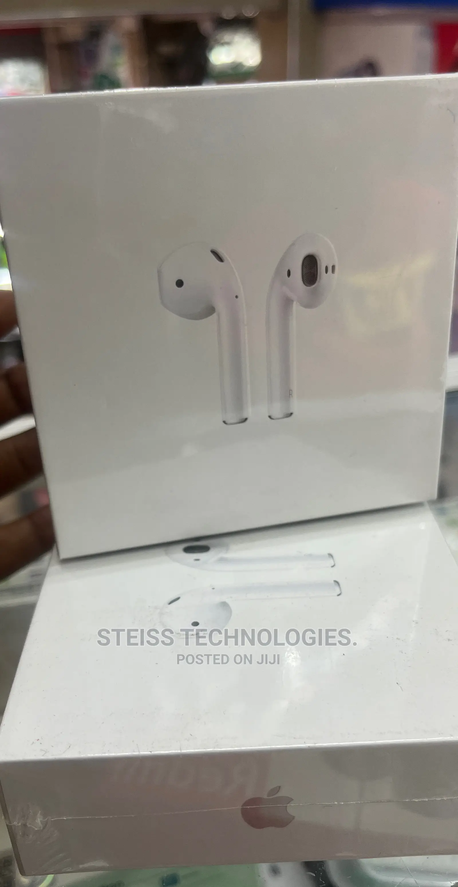 New Airpods 2 Wireless Buds.