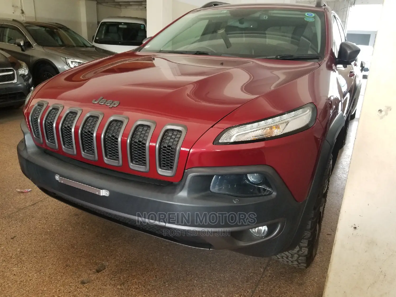 Jeep Cherokee 2015 Red
