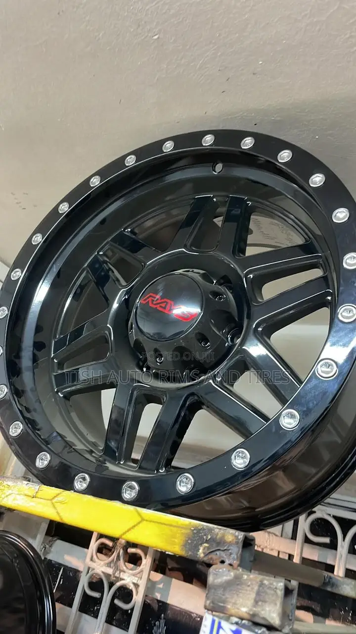 Size 17 Inches Alloy Wheels Set