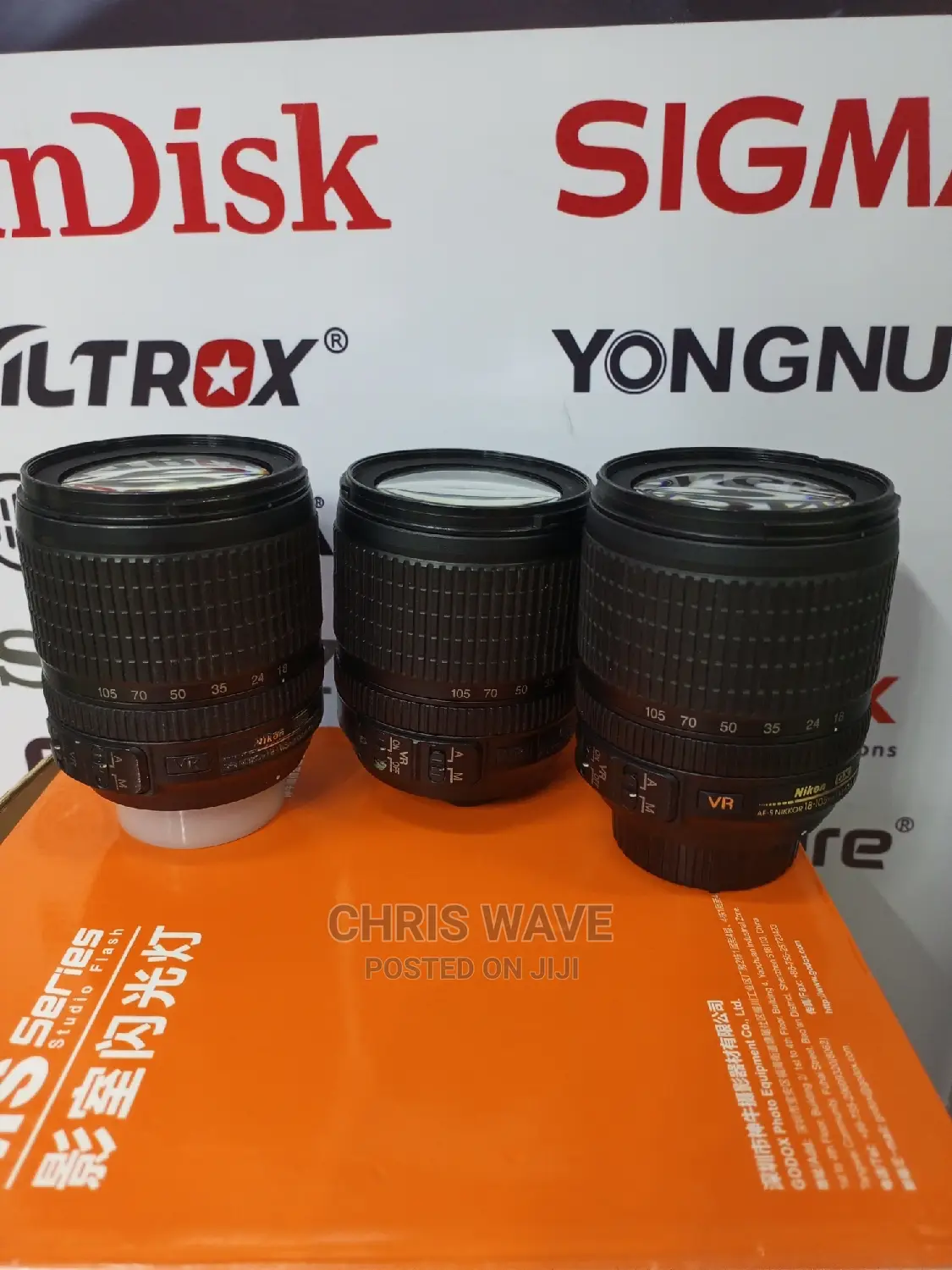 Clean Nikon 18-105mm VR Lens