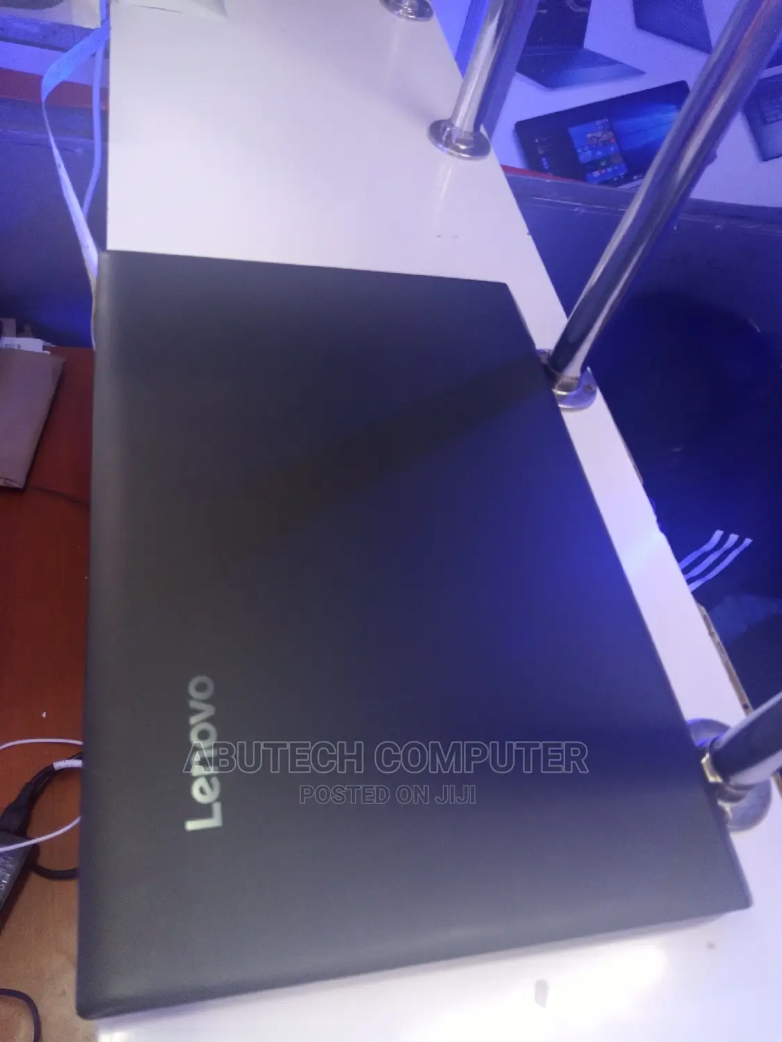 Laptop Lenovo V110 4GB Intel Core I3 HDD 500GB