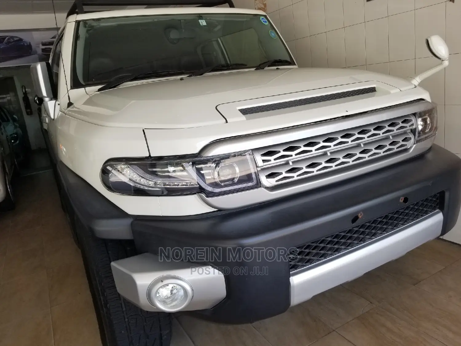 Toyota FJ Cruiser 2015 White