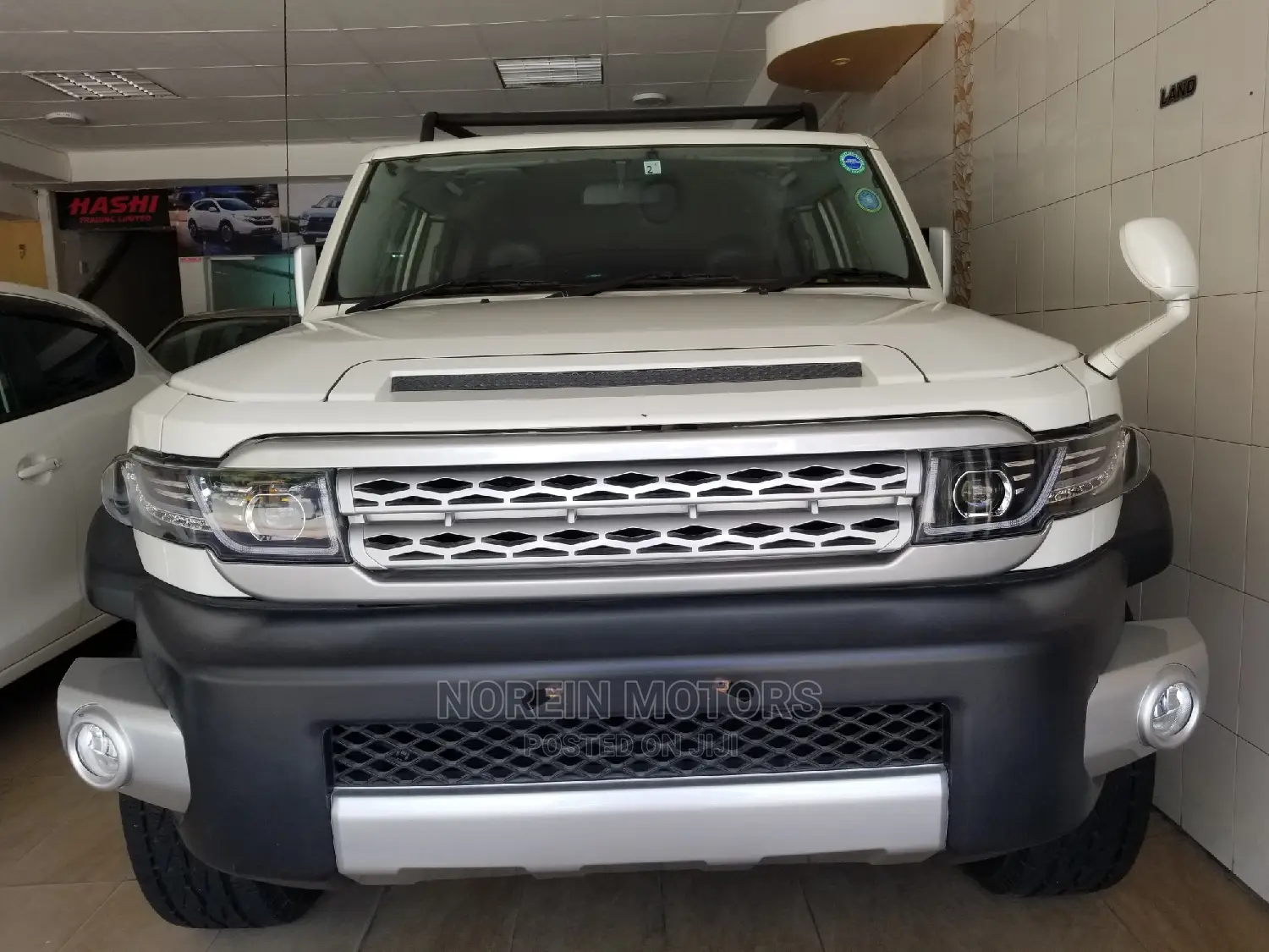 Toyota FJ Cruiser 2015 White