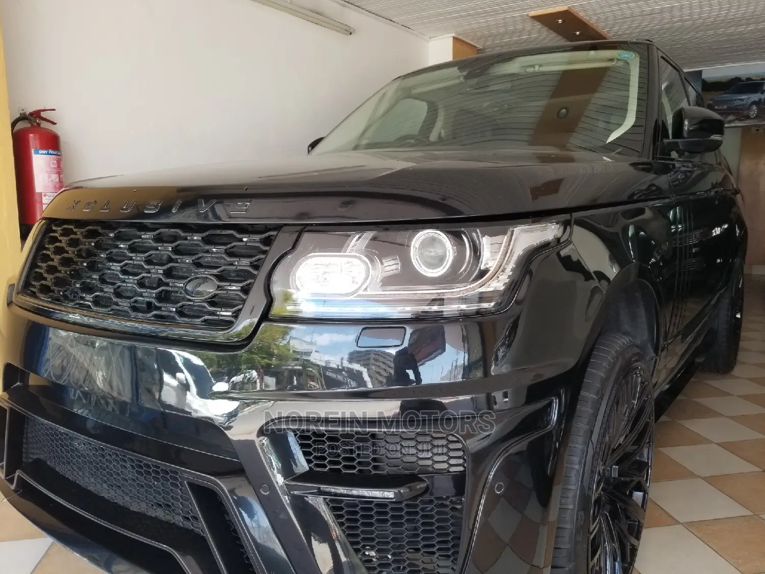 Land Rover Range Rover Vogue 2016 Black